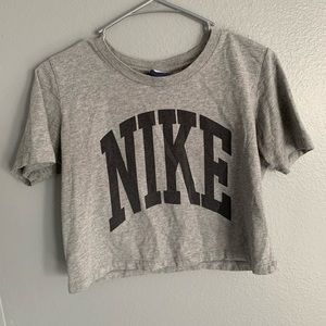 Nike Cropped T-shirt